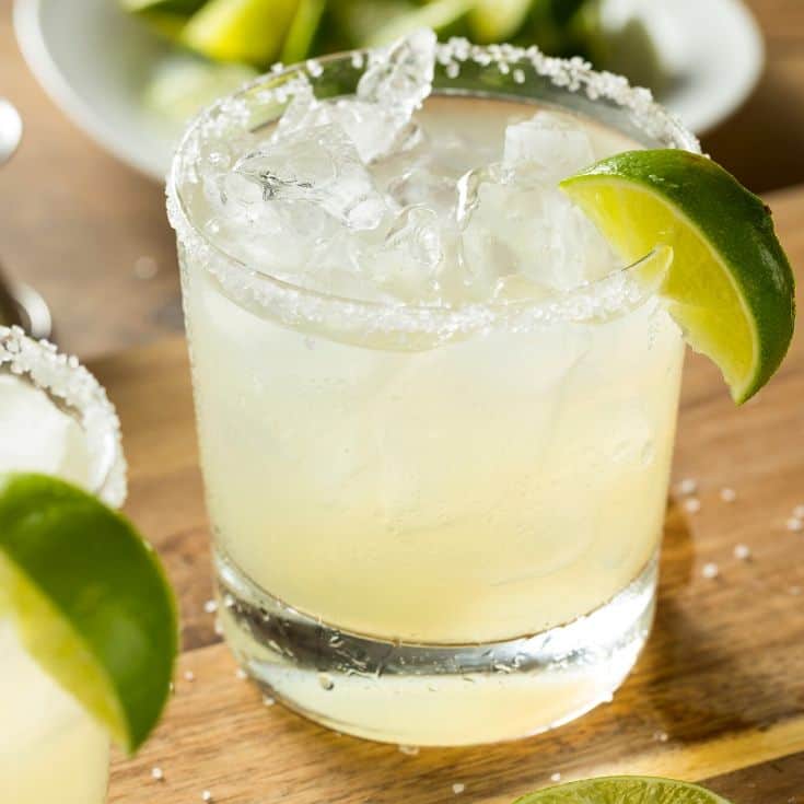 sparkling keto margarita