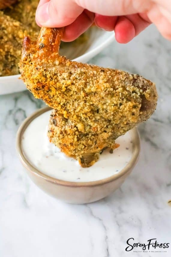 Crispy Baked Keto Chicken Wings Recipe (Low Carb)