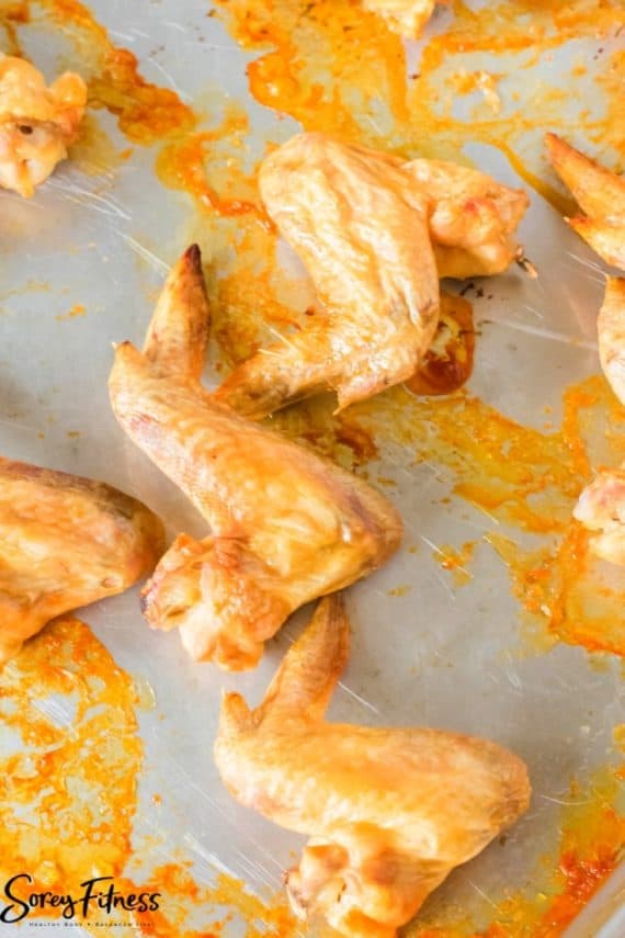 Crispy Baked Keto Chicken Wings Recipe (Low Carb)