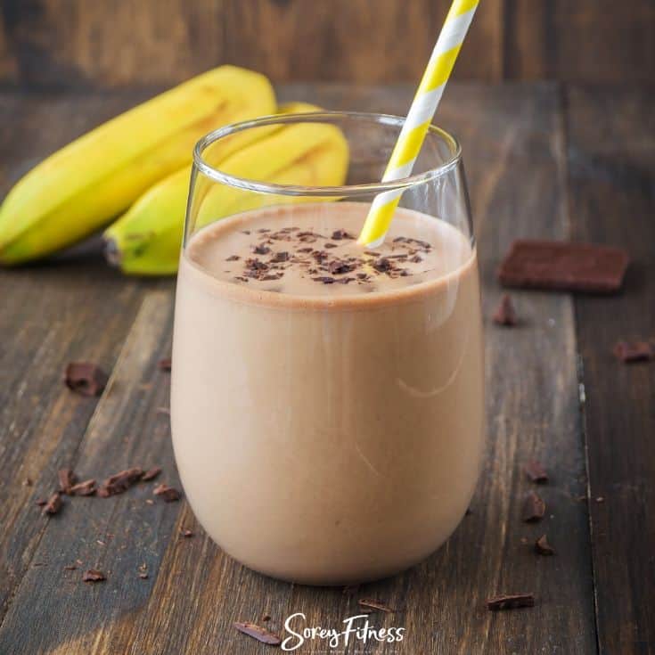 chocolate shakeology recipe with bananas in the background