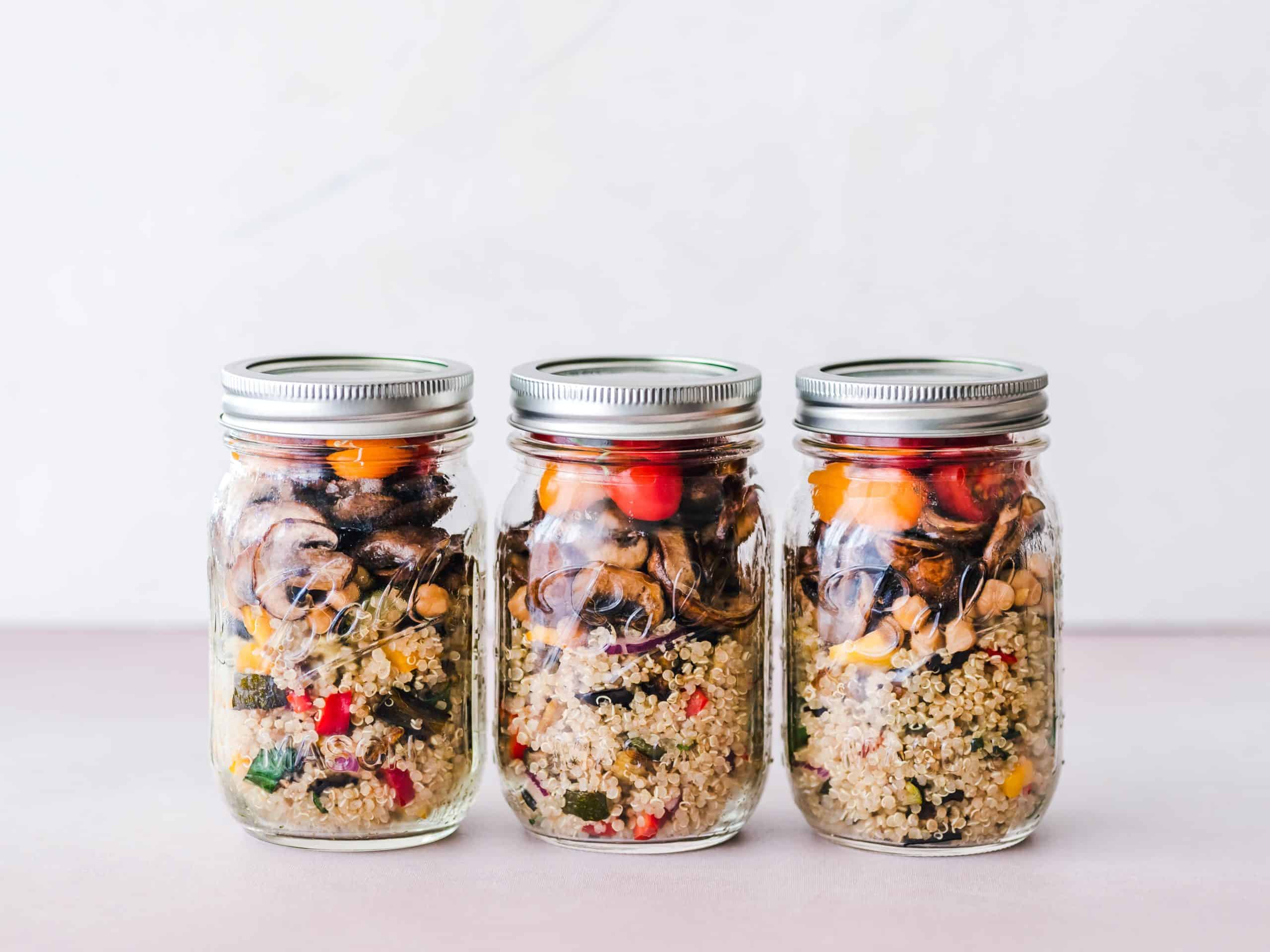 ball jars of meal prep salad