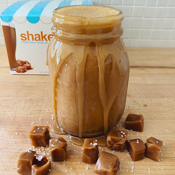 salted caramel shakeology in a mason jar