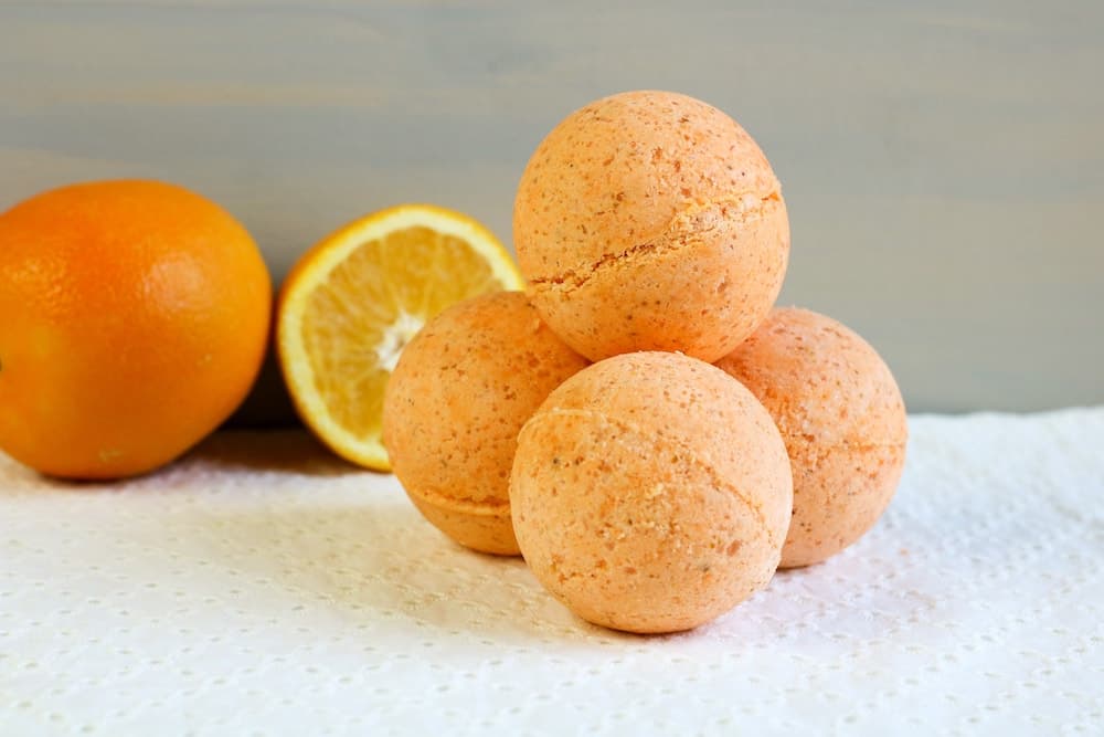 4 orange creamsicle natural bath bombs