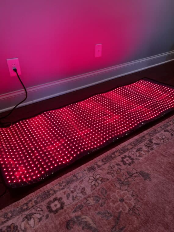 the mito red light therapy mat on