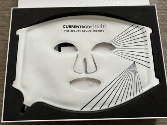 currentbody led facial mask in box