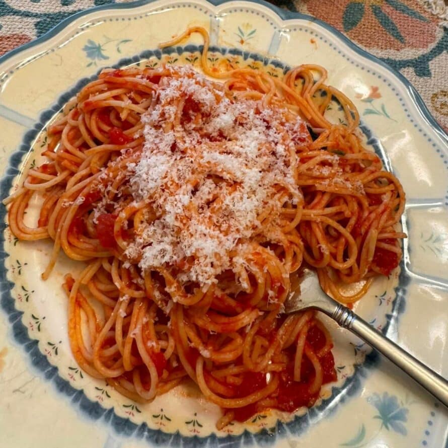 spaghetti pic pac on a plate