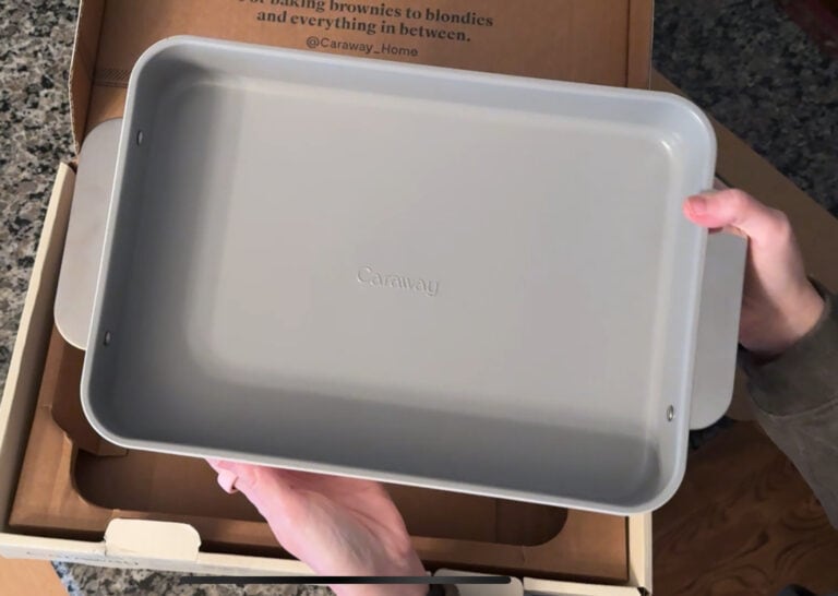 inside of the Caraway Rectangle Pan